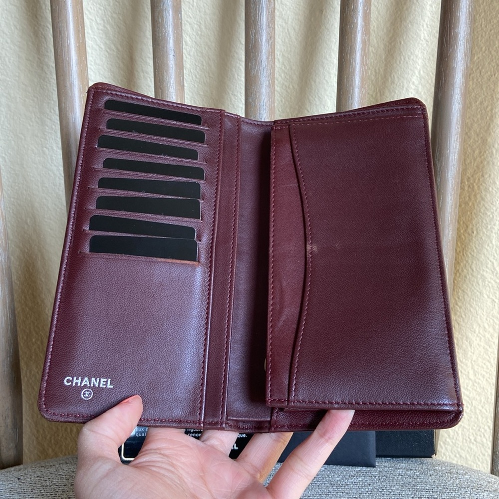 SOLD Chanel Black Quilted Bifold w/ Silver CC - Picture 4 of 13